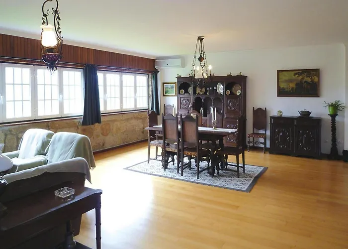 Σπίτι διακοπών Granite House By Tamega With Pool